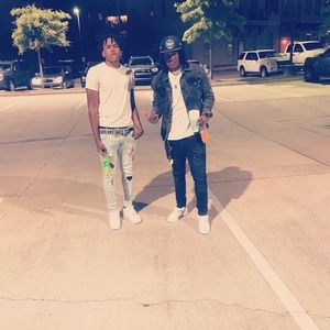 Meet your Posher, Cameron